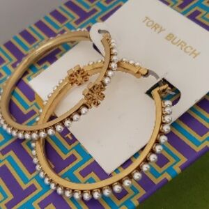 NWT Tory Burch Brushed Gold and Pearl logo Hoop Earrings